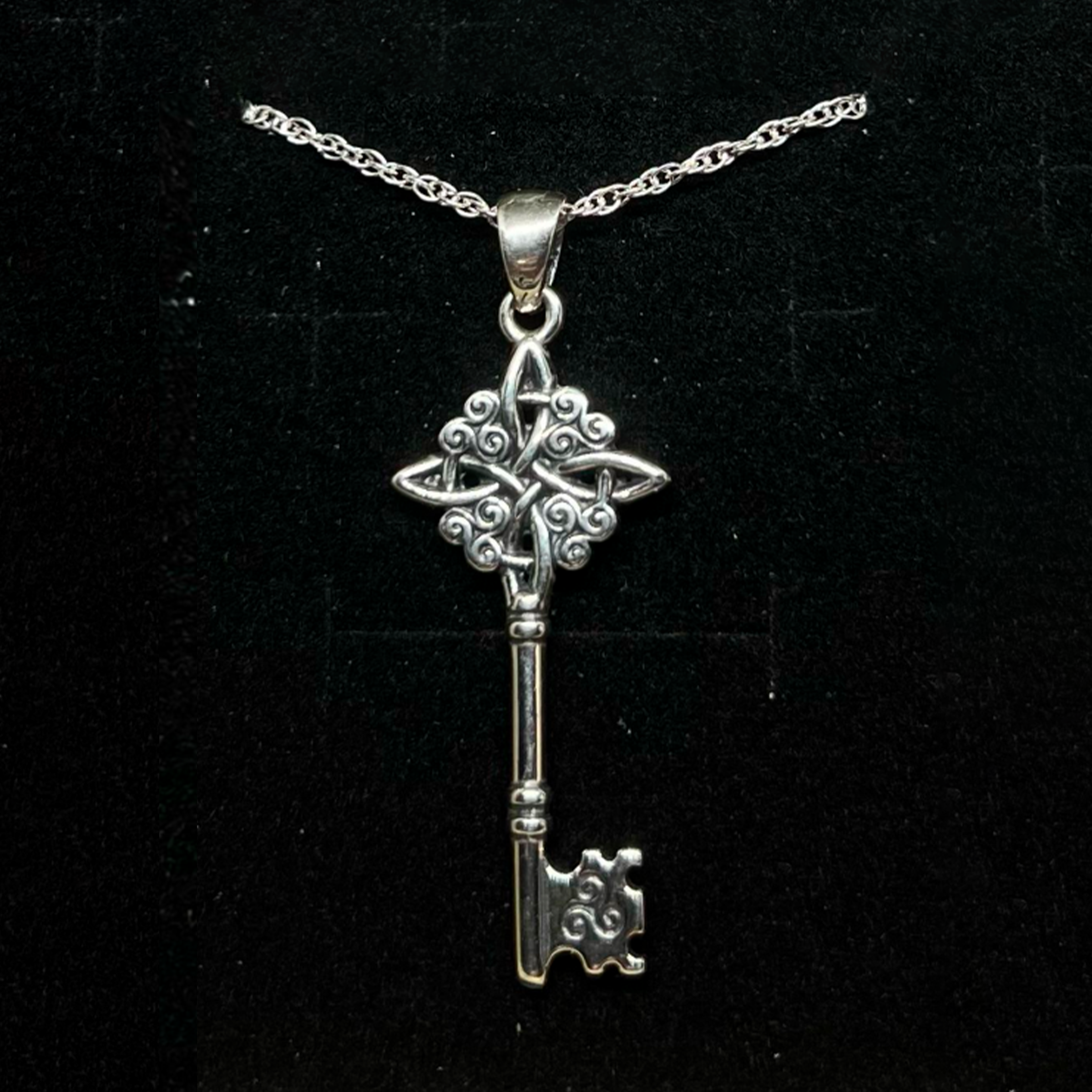 Llave nudo de bruja